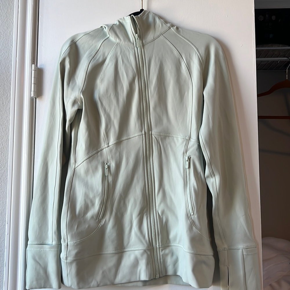 NWOT Lululemon Scuba Hoodie